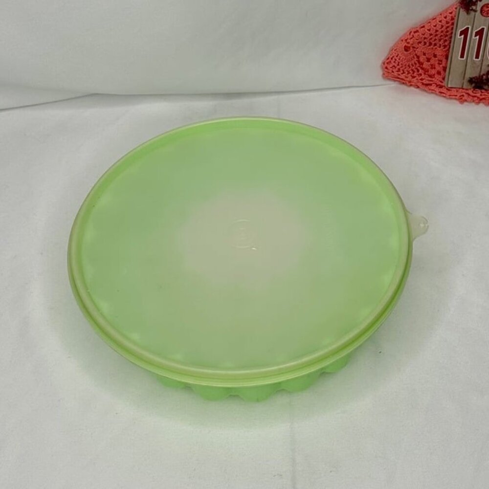 Vintage Tupperware Jello Mold 3 Piece Set Lime Green - Picture 4 of 7